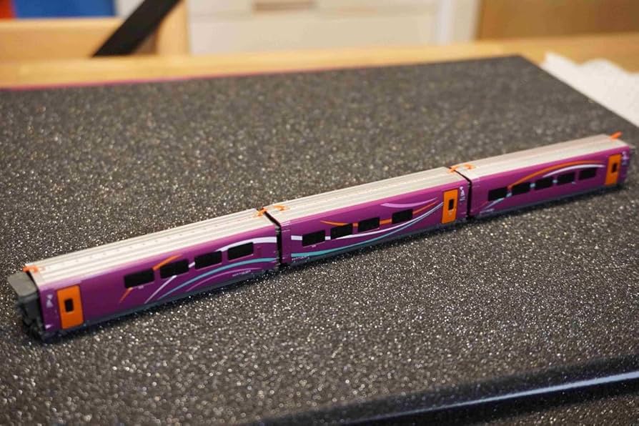 El Imperio del Hobby IH-T017 AVLO 14両 Amazon | IH-T017 RENFE(スペイン） S112 